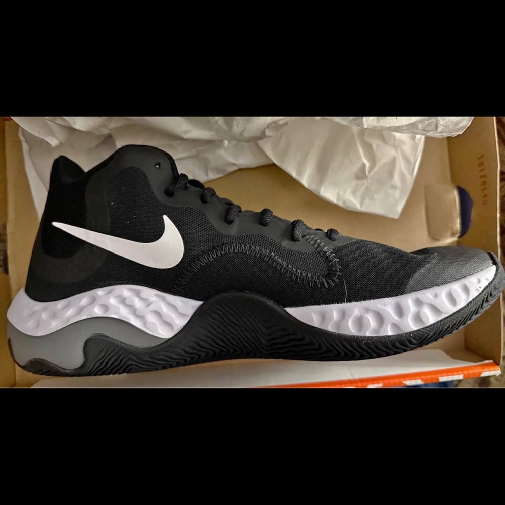 Nike Black and White Sneakers